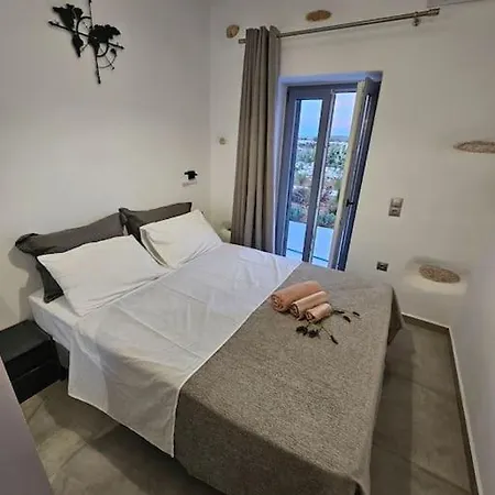 Hillhouse Holiday home *