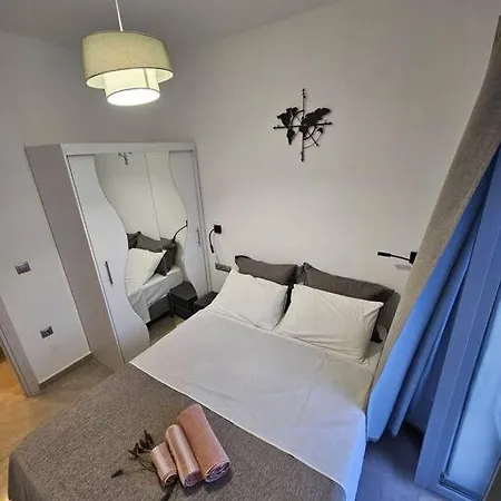 Holiday home Hillhouse *