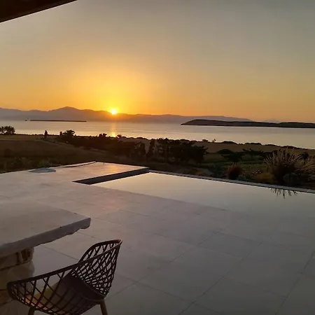 Hillhouse Holiday home *