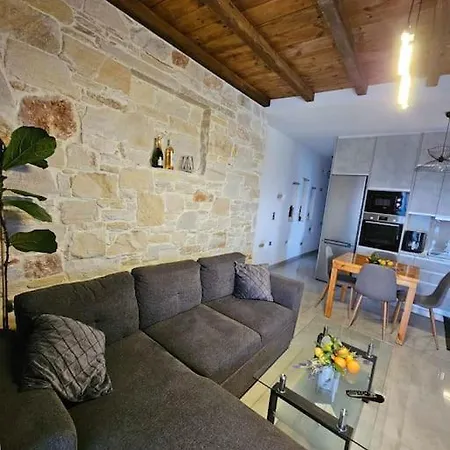 Hillhouse * Drios