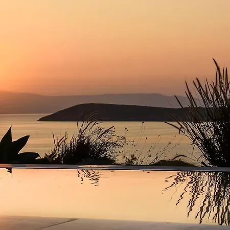 Hillhouse Holiday home *